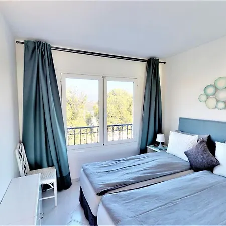 Floor - Amazing Sea View 아파트